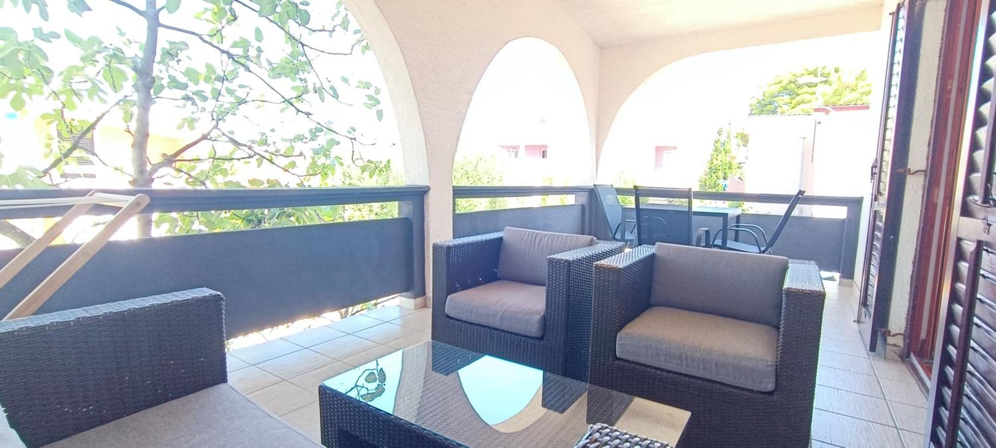 Apartments Branka- 4 Apartments In House- 1 Apartment Has Jacuzzi Vir Exterior foto