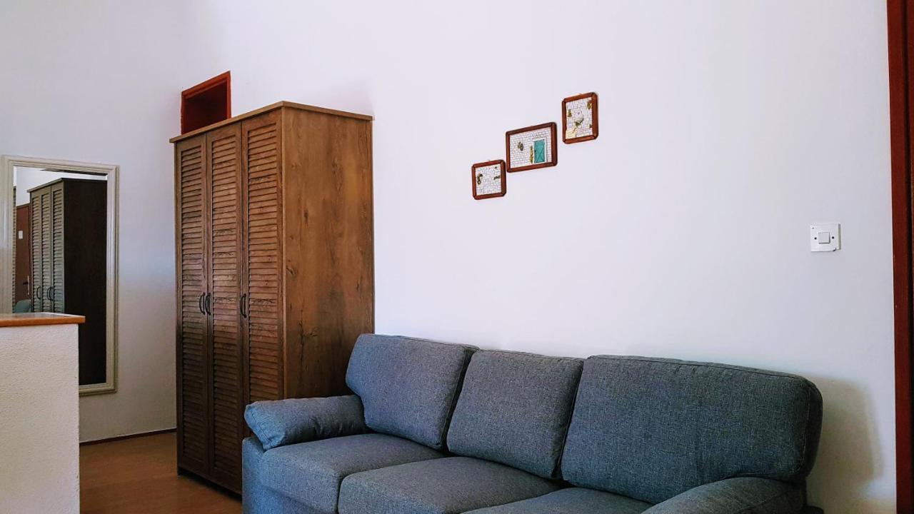 Apartments Branka- 4 Apartments In House- 1 Apartment Has Jacuzzi Vir Exterior foto